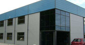 Kompleks biurowo-magazynowo-produkcyjny dla Mölndals Industrieprodukter